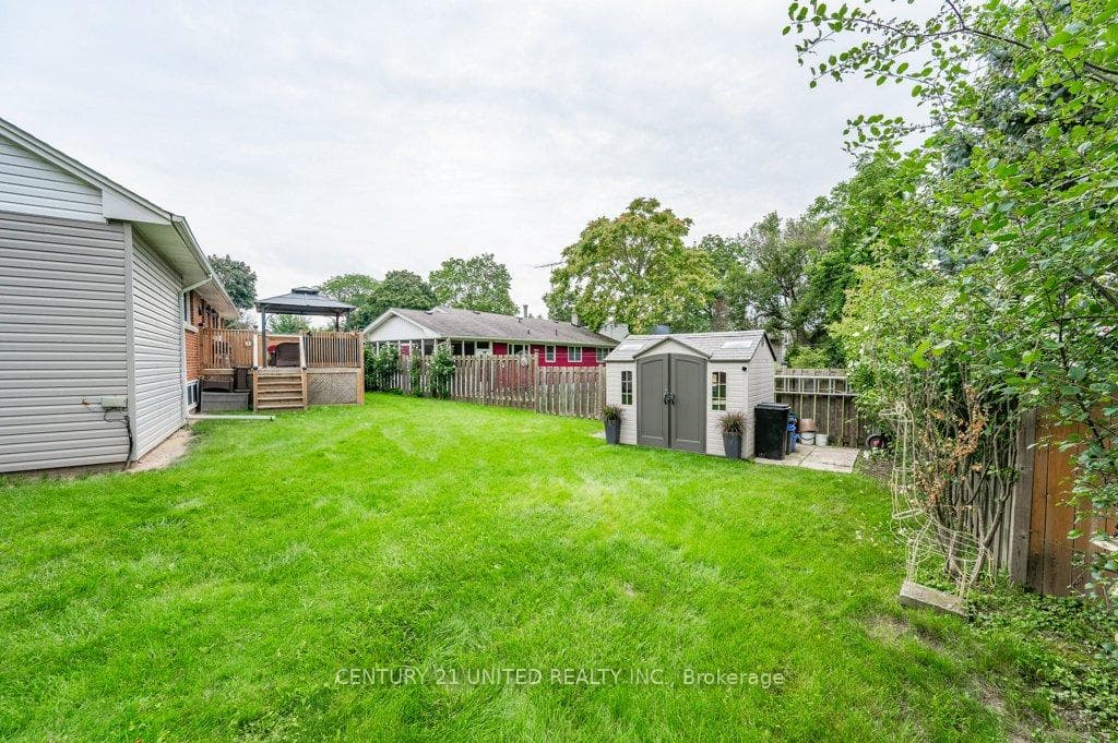 28 Masterson Drive photo 33