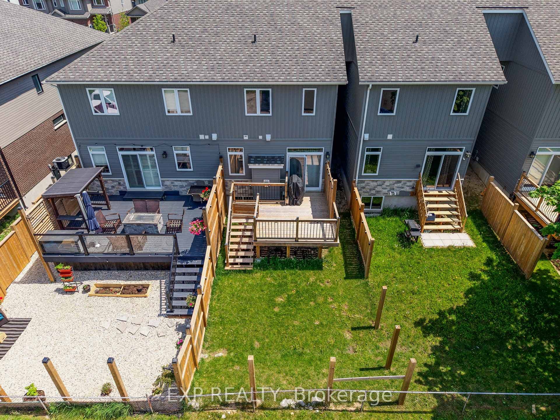 107 Stephenson Way photo 38