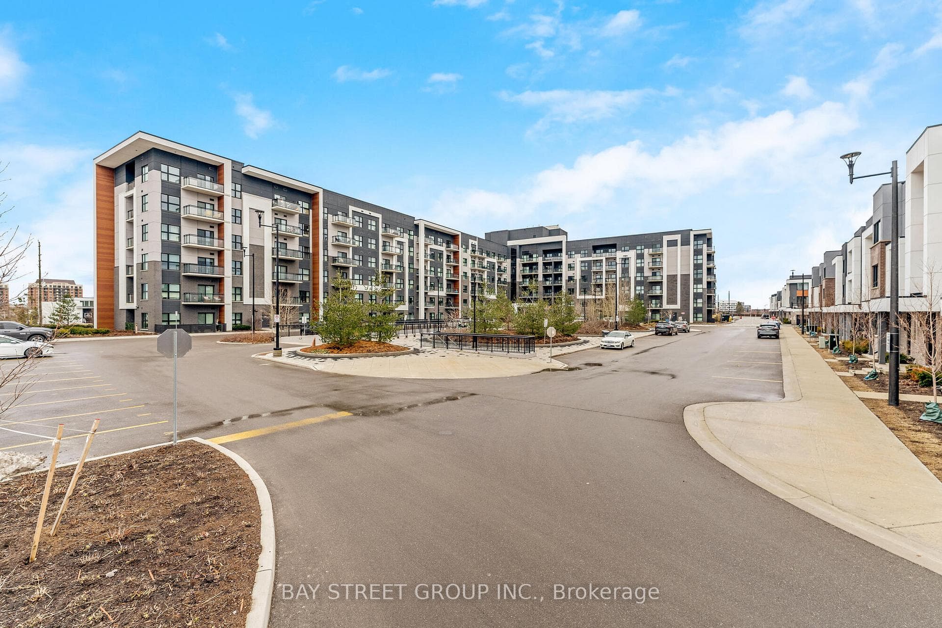 128 Grovewood Common N/A Unit 523 photo 1