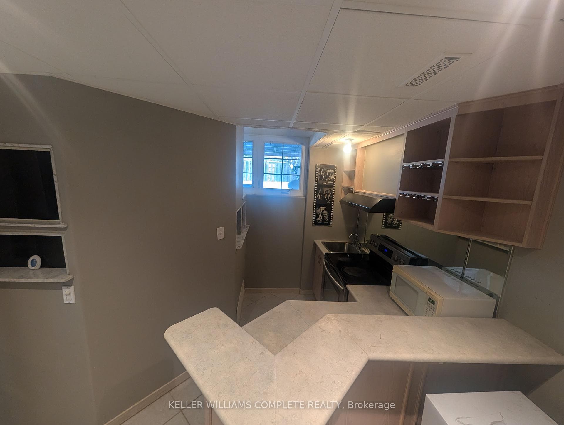 30 MERTON Road photo 3