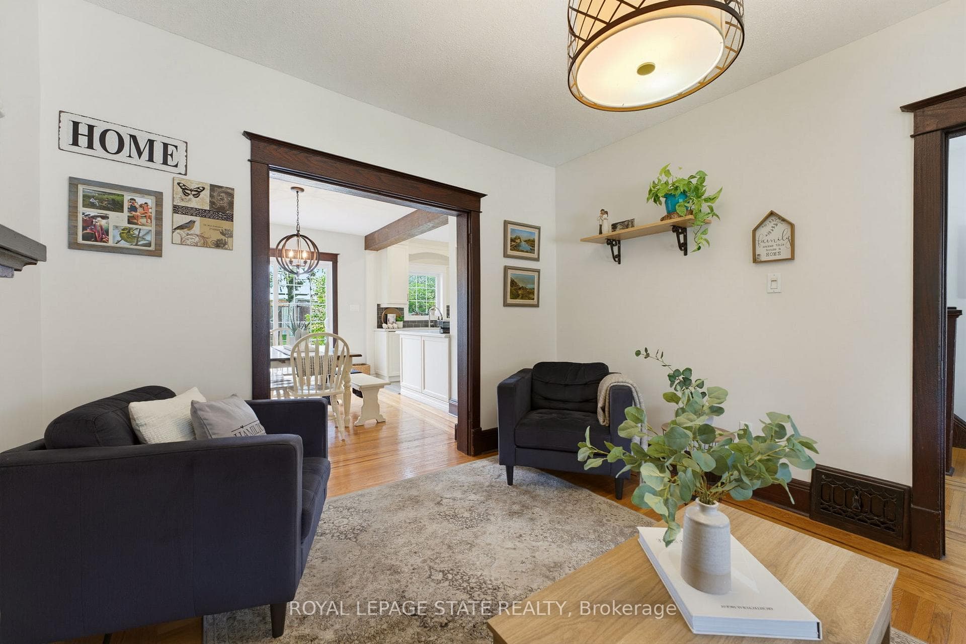 394 Charlton Avenue photo 13