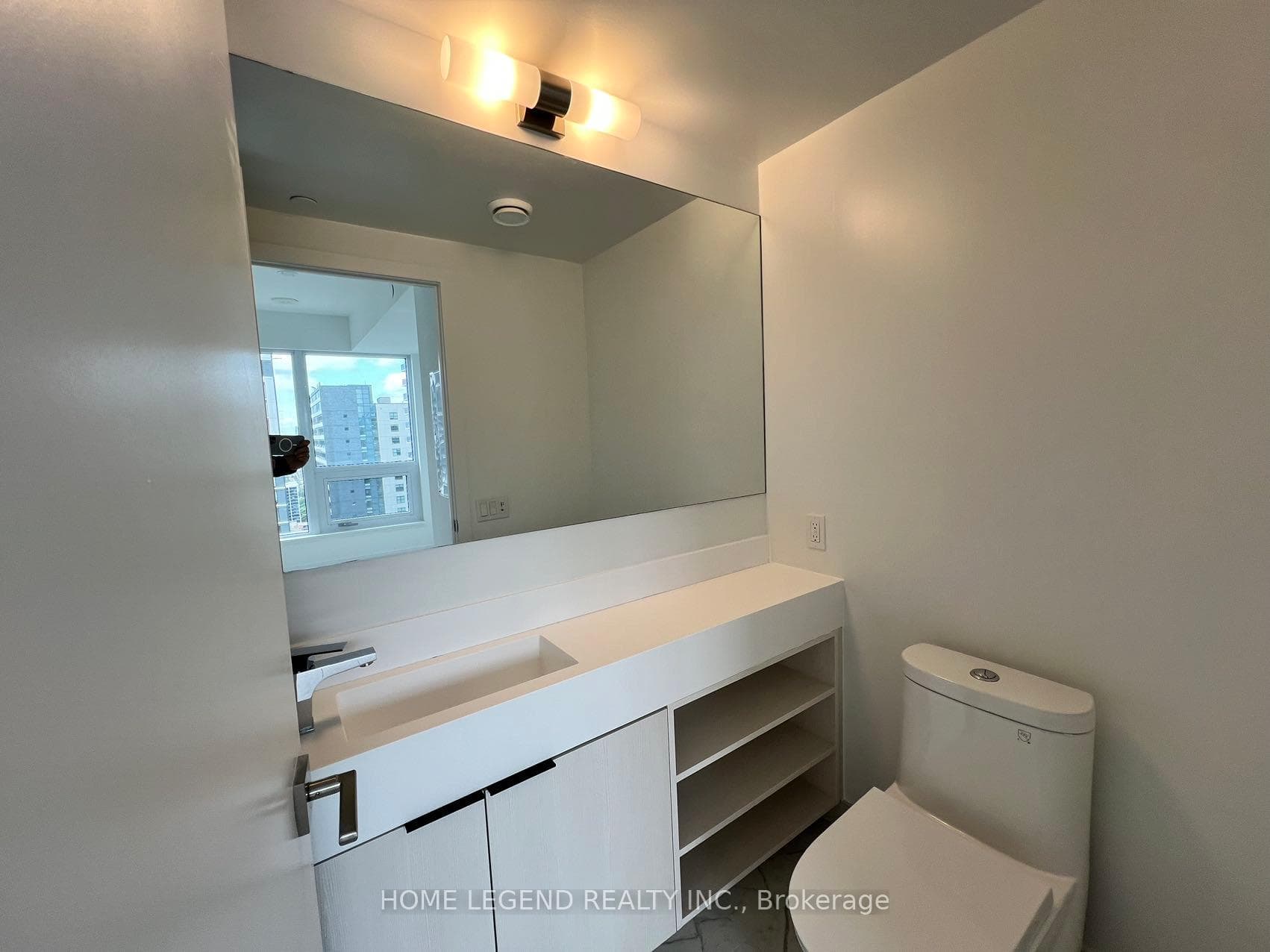 82 Dalhousie Street Unit 3202 photo 8