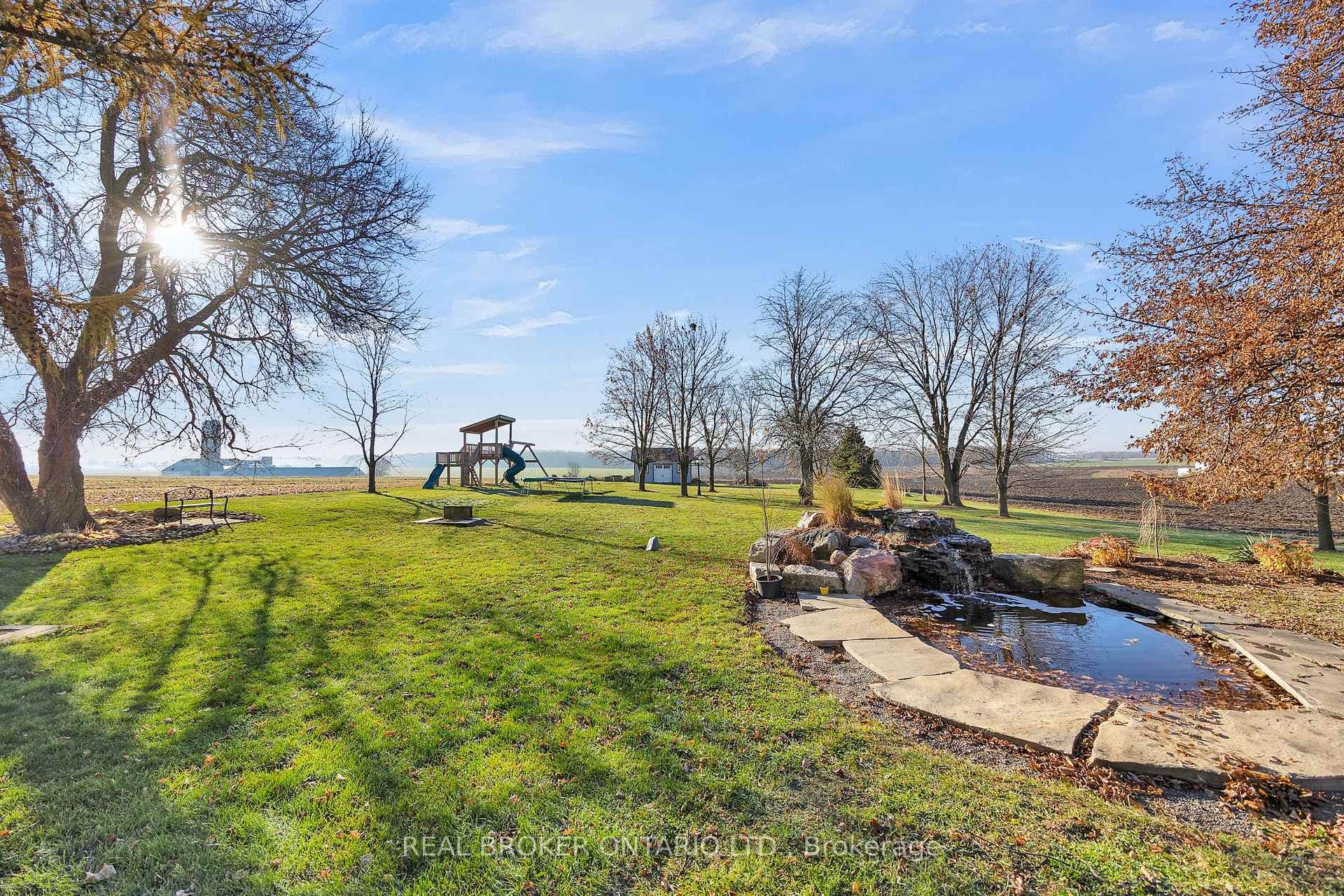 3766 Lobsinger Line photo 25