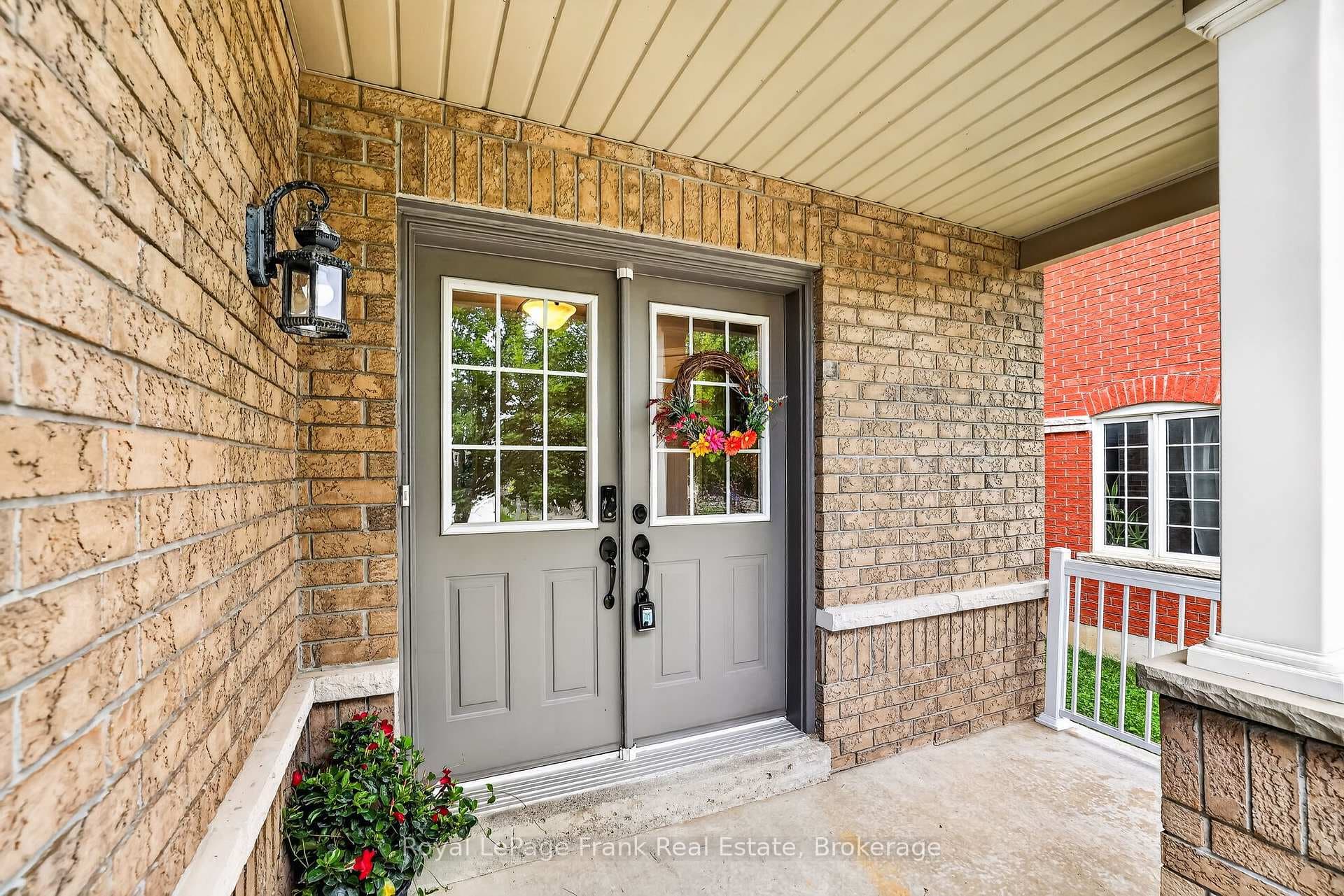 150 Dadson Drive photo 2