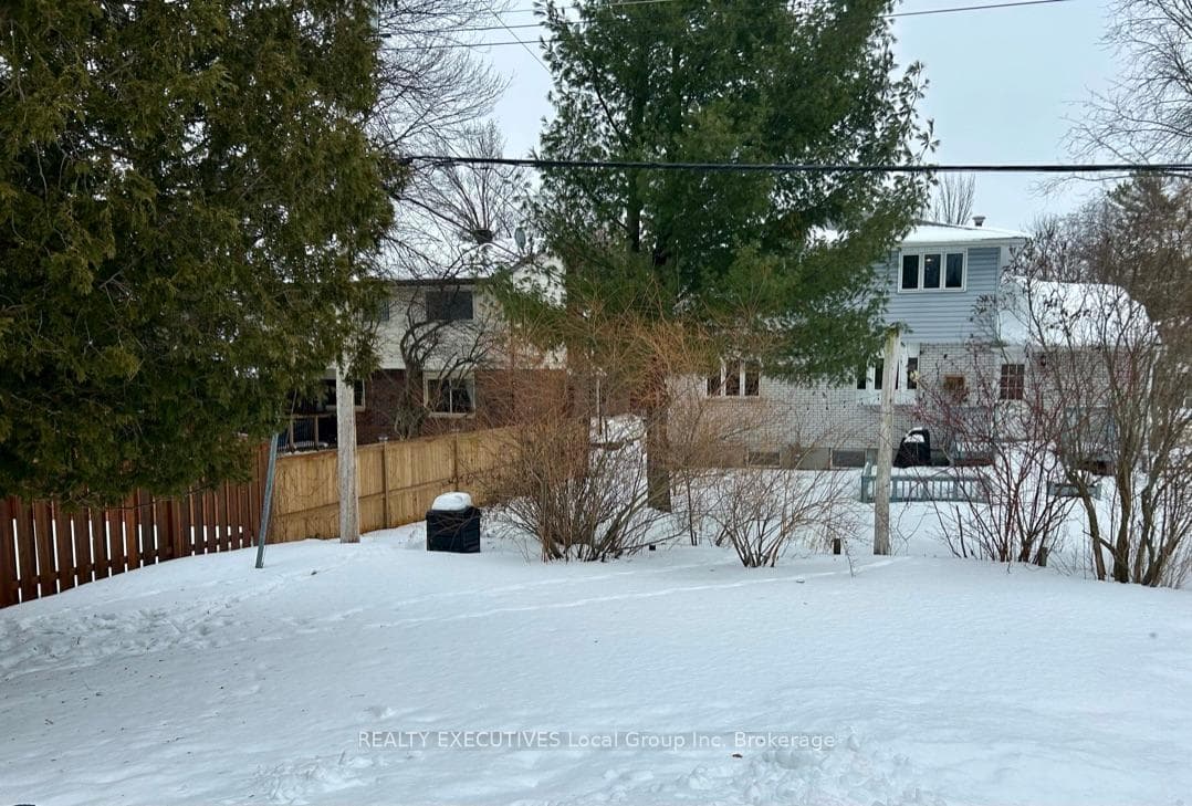 199 Camelot Drive photo 28