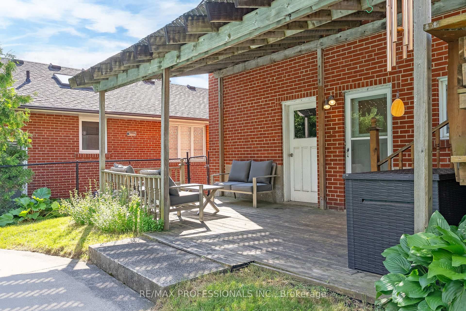 89 Glen Agar Drive photo 34