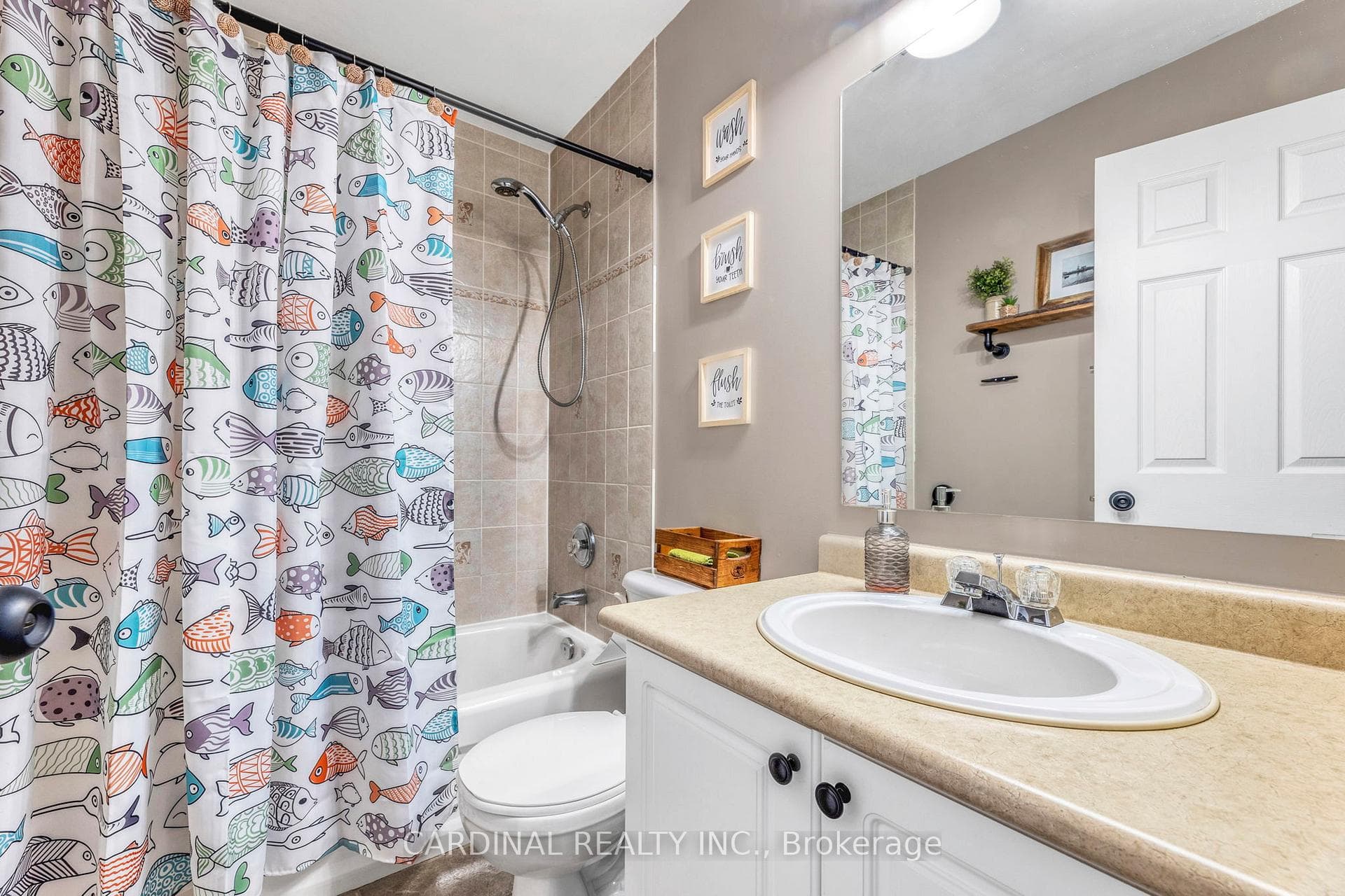 84 Cornish Drive photo 20