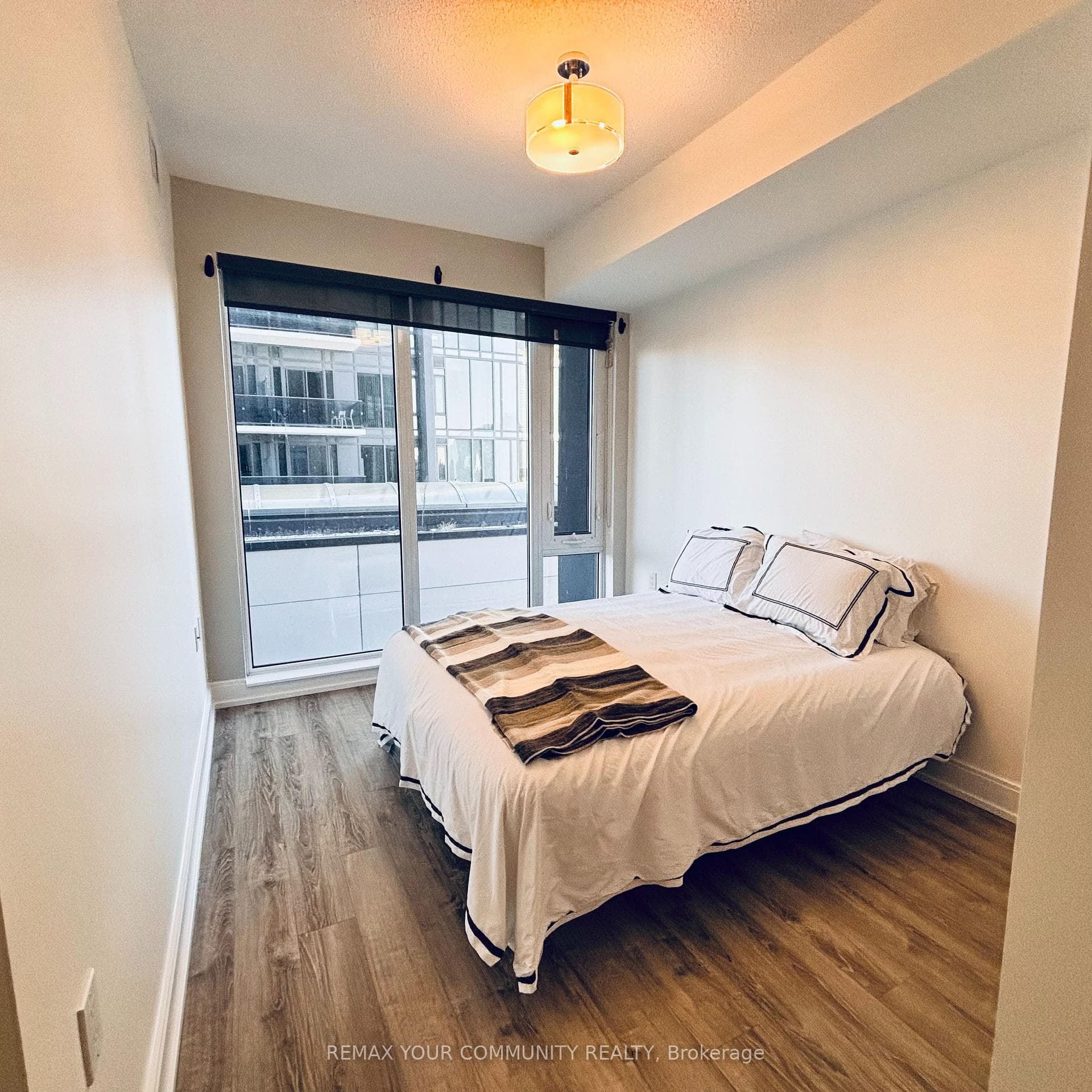 9600 YONGE Street Unit 318B photo 6