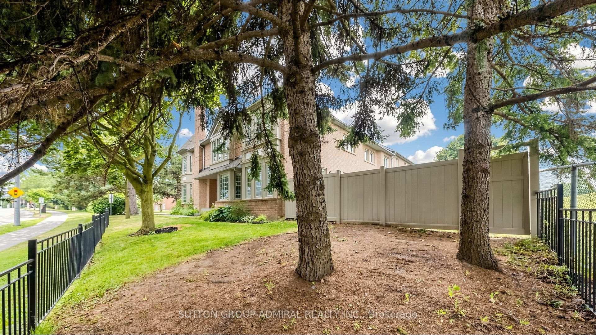 78 Alameda Circle photo 3