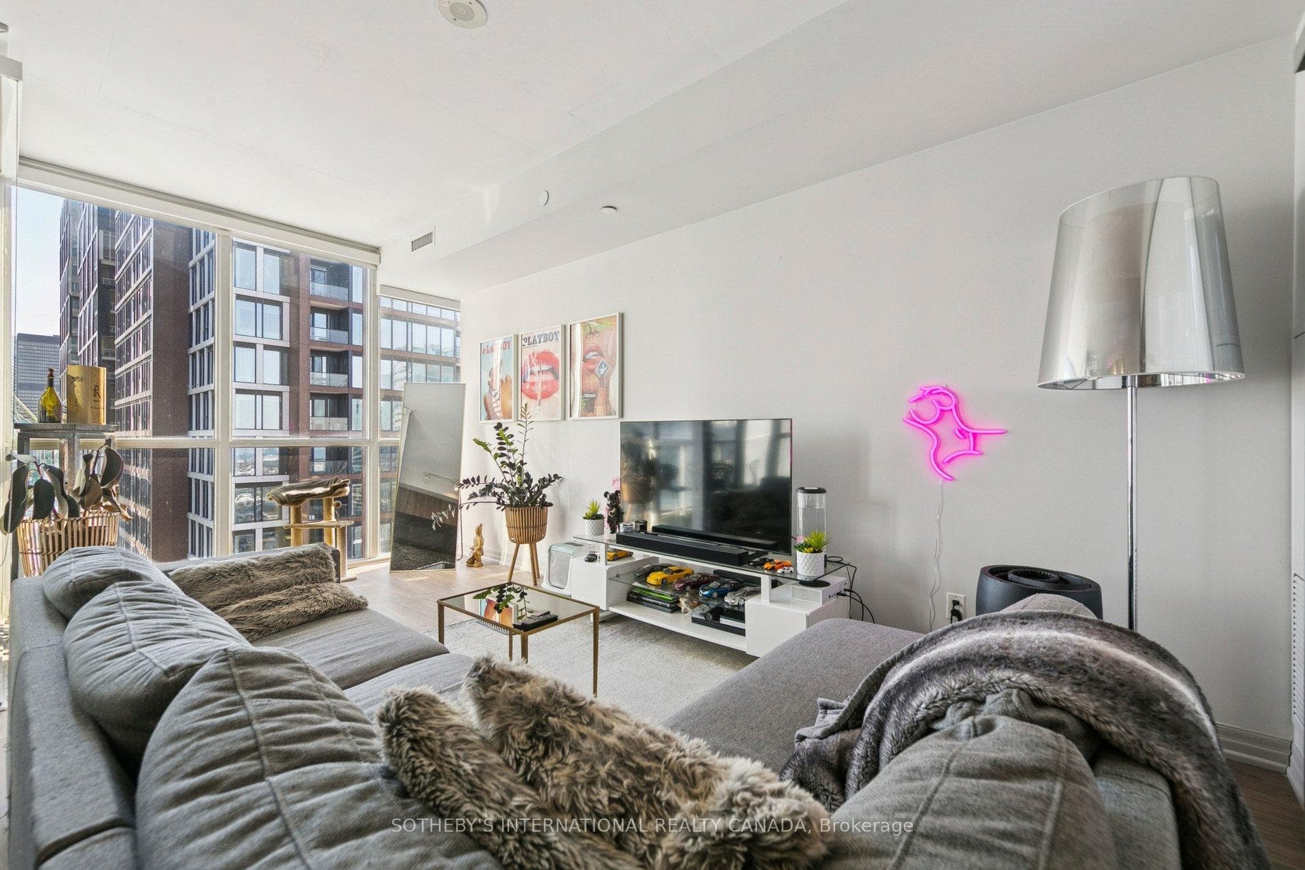 88 Blue Jays Way Unit 3604 photo 24