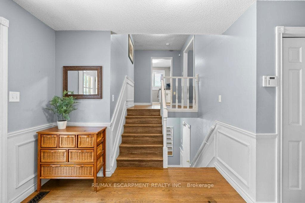 44 CEDARLAND Drive photo 33