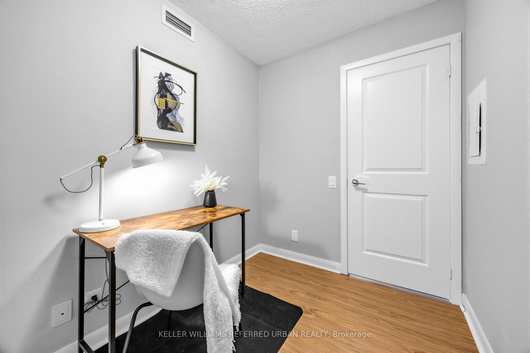 25 Town Centre Court Unit 2106 photo 15