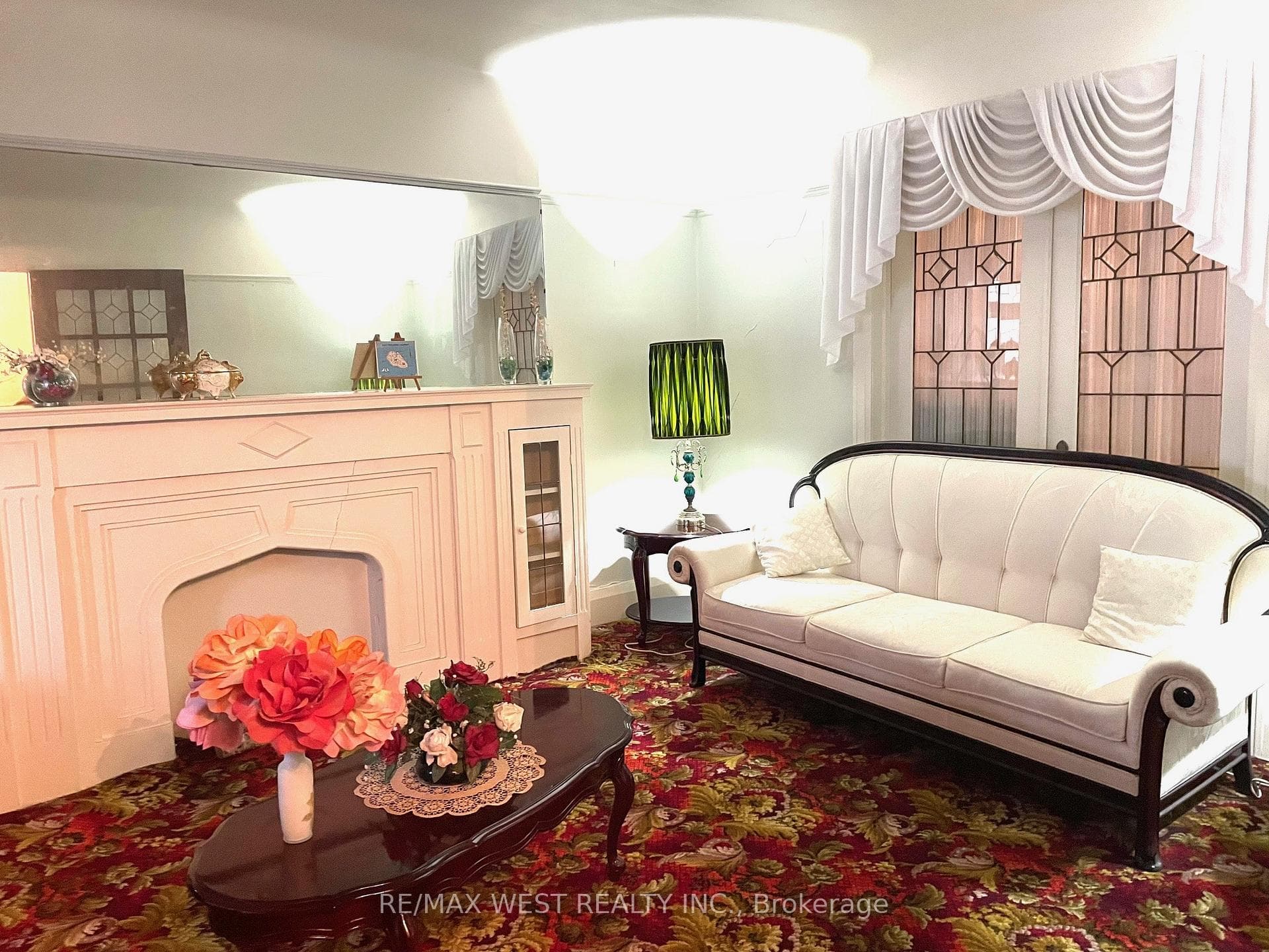 364 Roxton Road photo 6