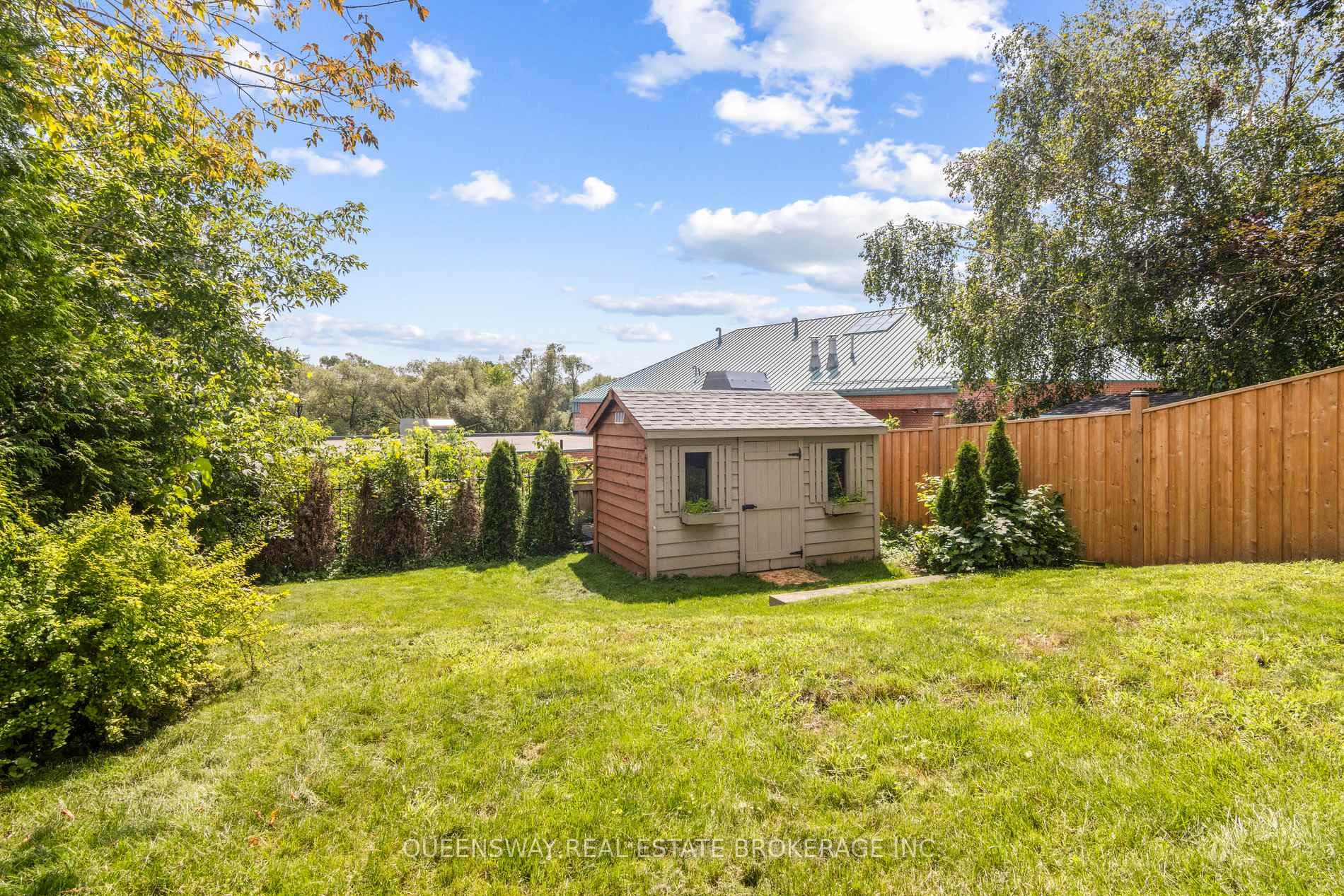 25 Jasper Drive photo 35