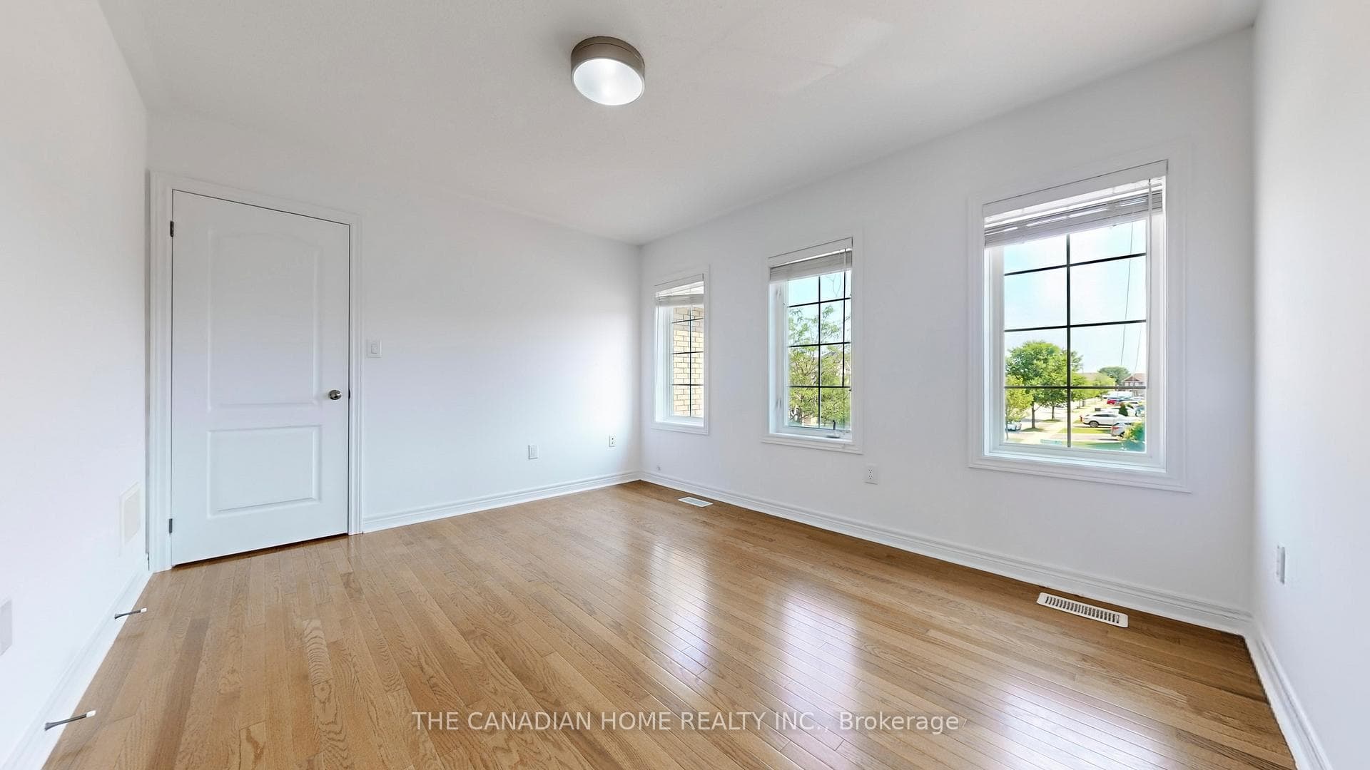 160 Fairwood Circle photo 25