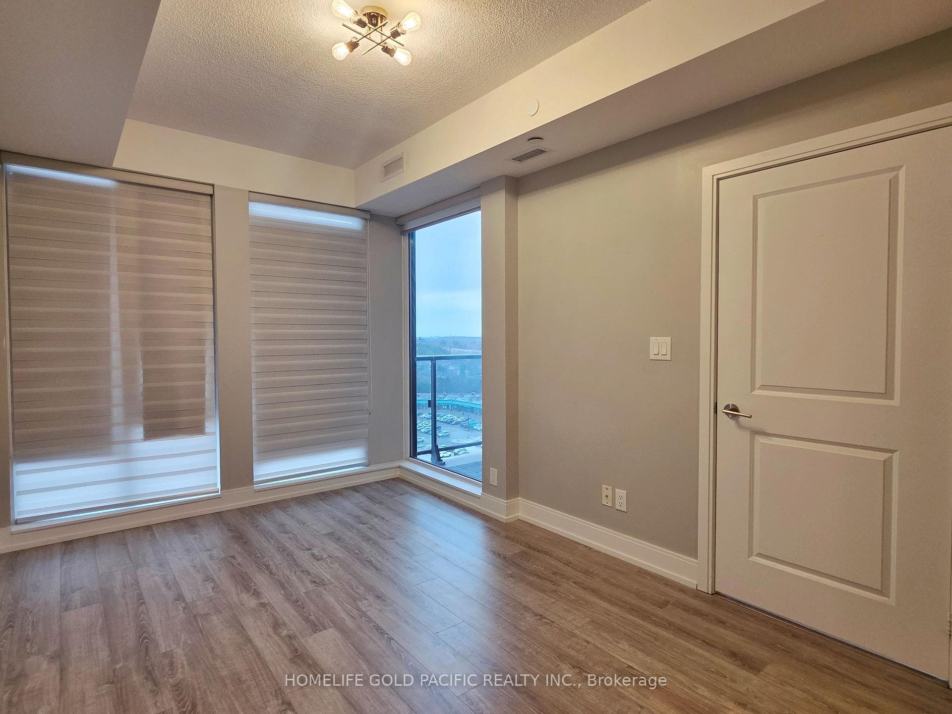 9608 Yonge Street Unit 1512A photo 12