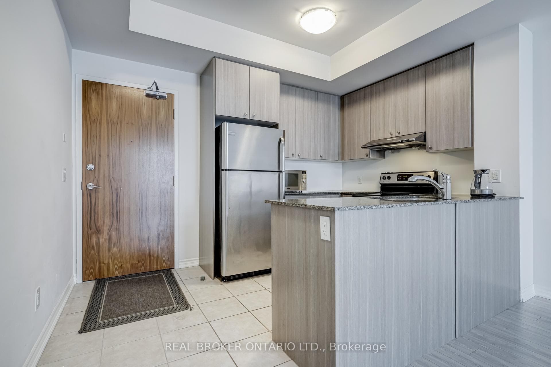 8323 Kennedy Road Unit 618 photo 6