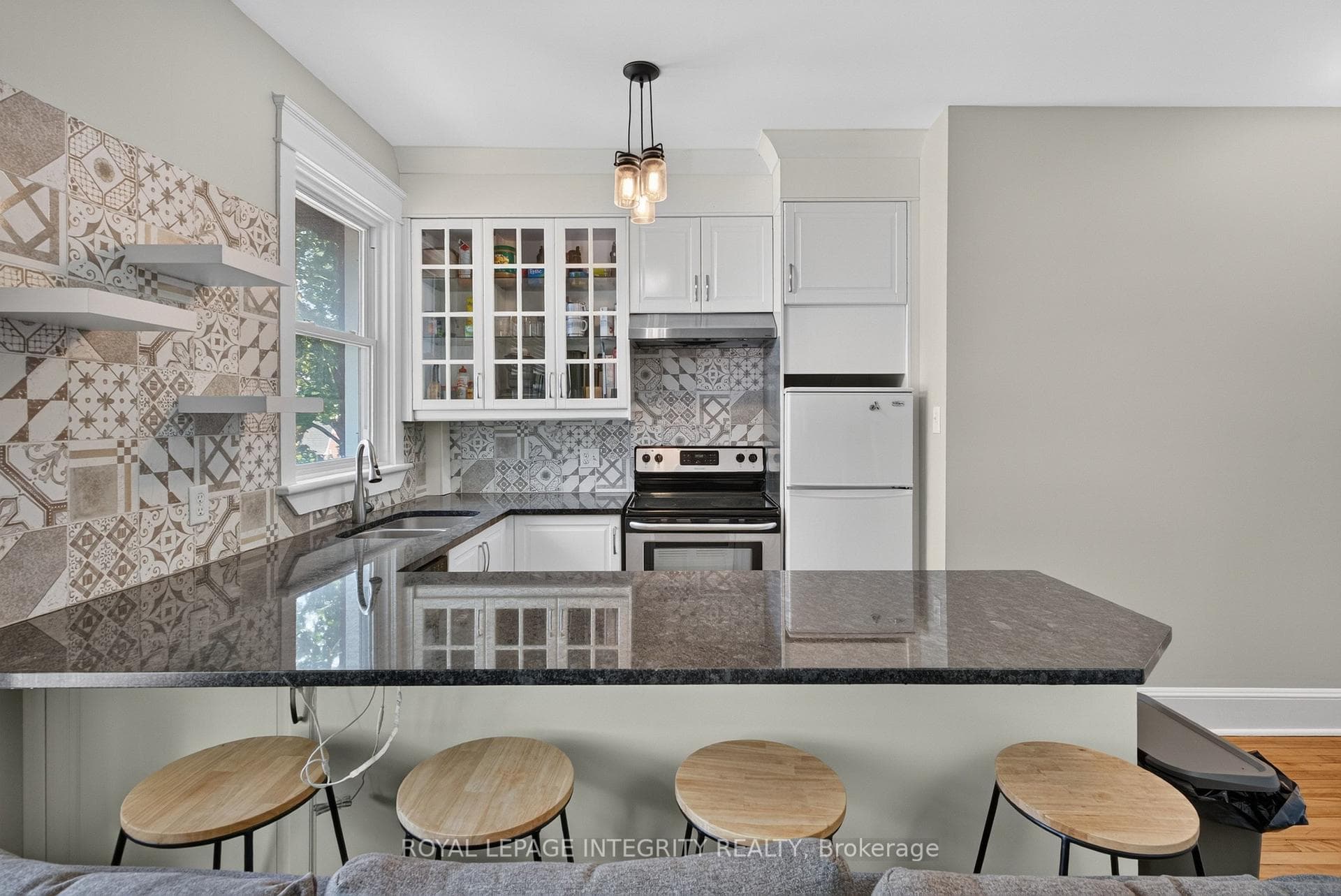 Upper Floor Unit
