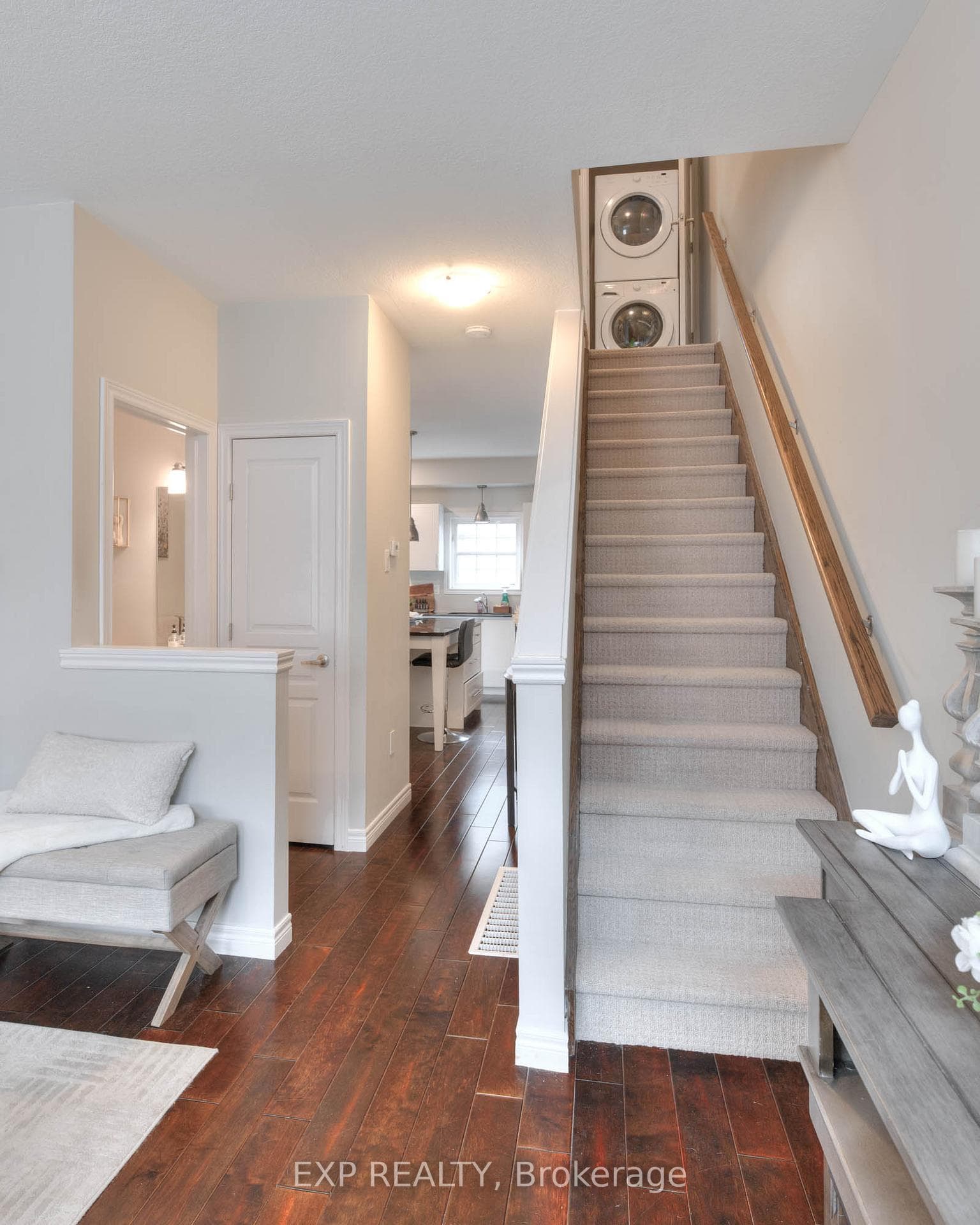 6 Hyde Park Mews photo 14