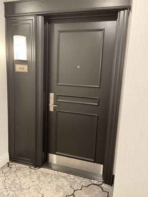 New Decor in Hallways & Suite Entry