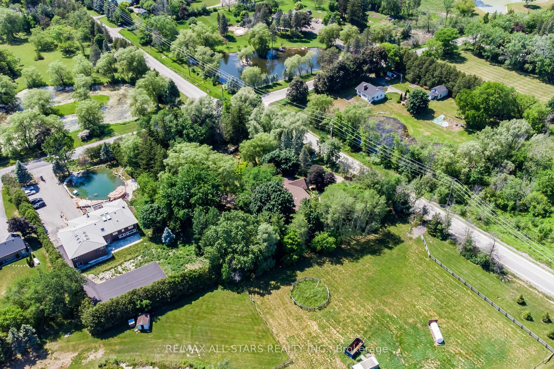 4525 Bethesda Road photo 4