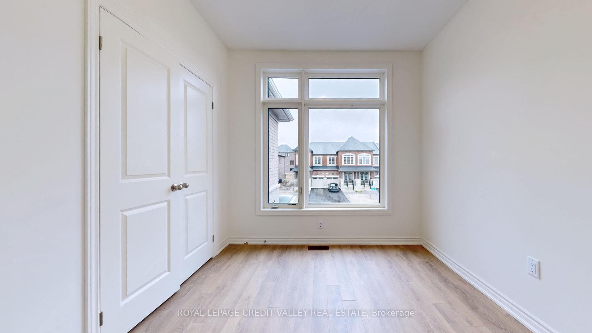 1221 Rexton Drive photo 23