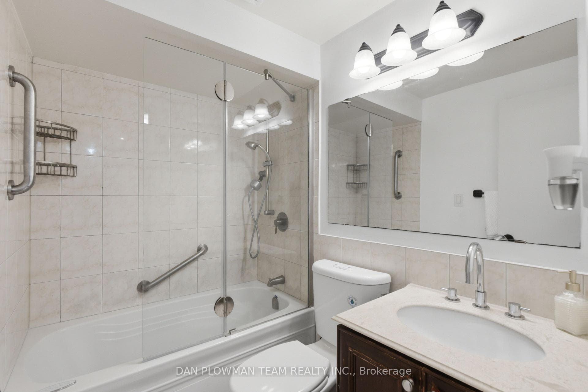 11 Livonia Place Unit 32 photo 18