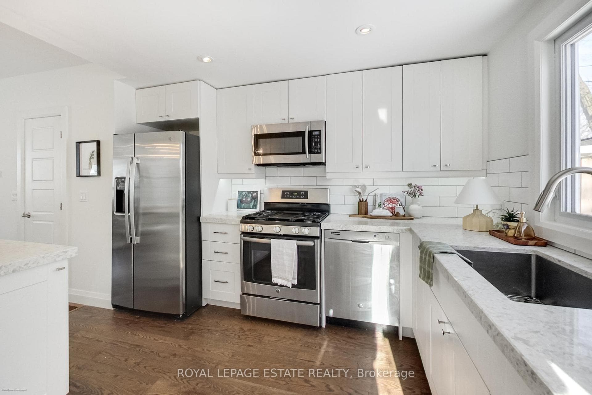 25 Coleridge Avenue photo 12