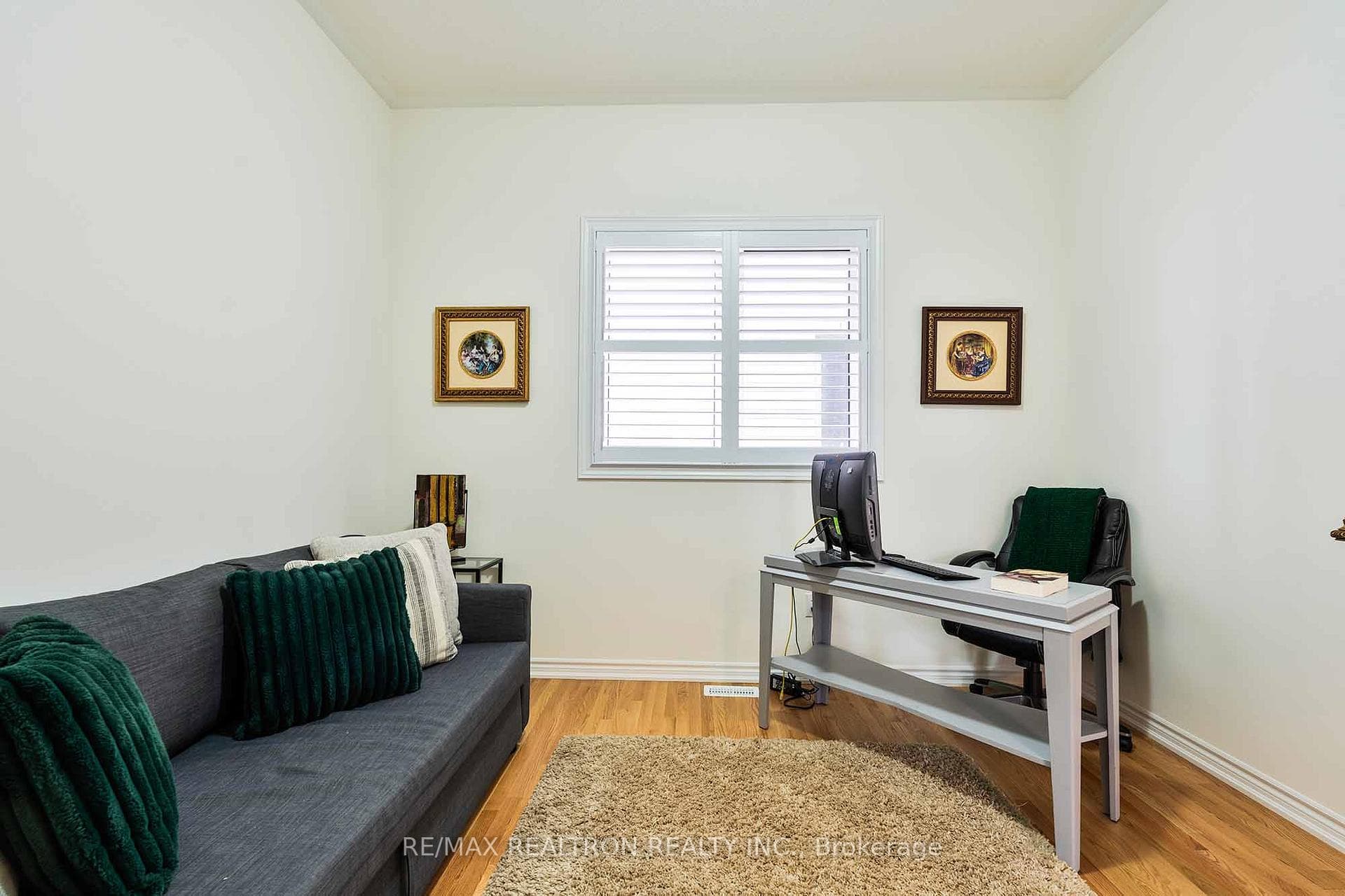 9 Cranley Road photo 34