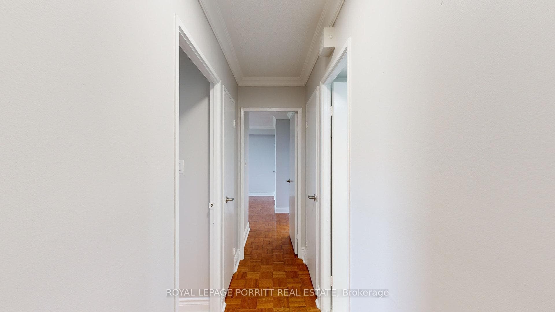 1535 Lakeshore Road Unit 1407 photo 15