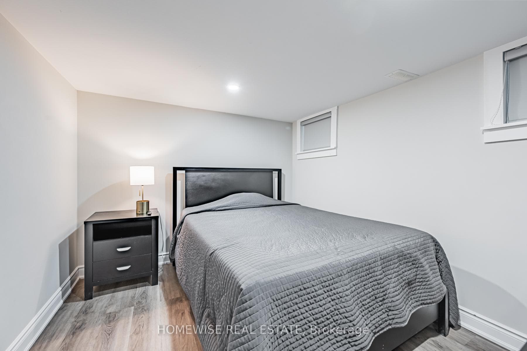 68 Fairleigh Crescent Unit Lower photo 15