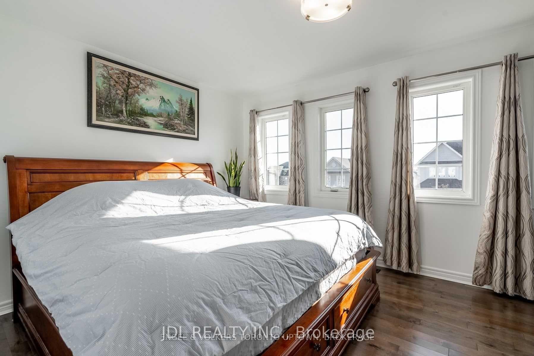 62 Ian Drive photo 13