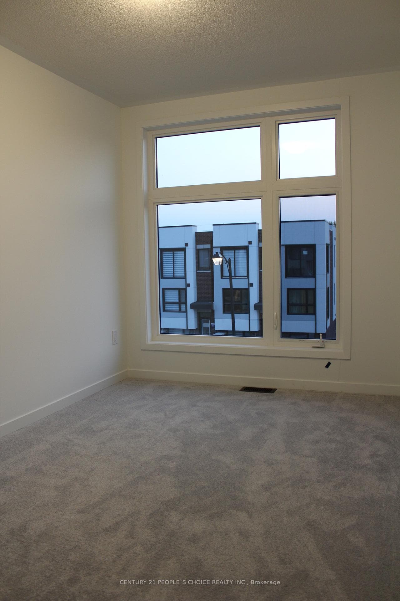 11 Bateson Street photo 19