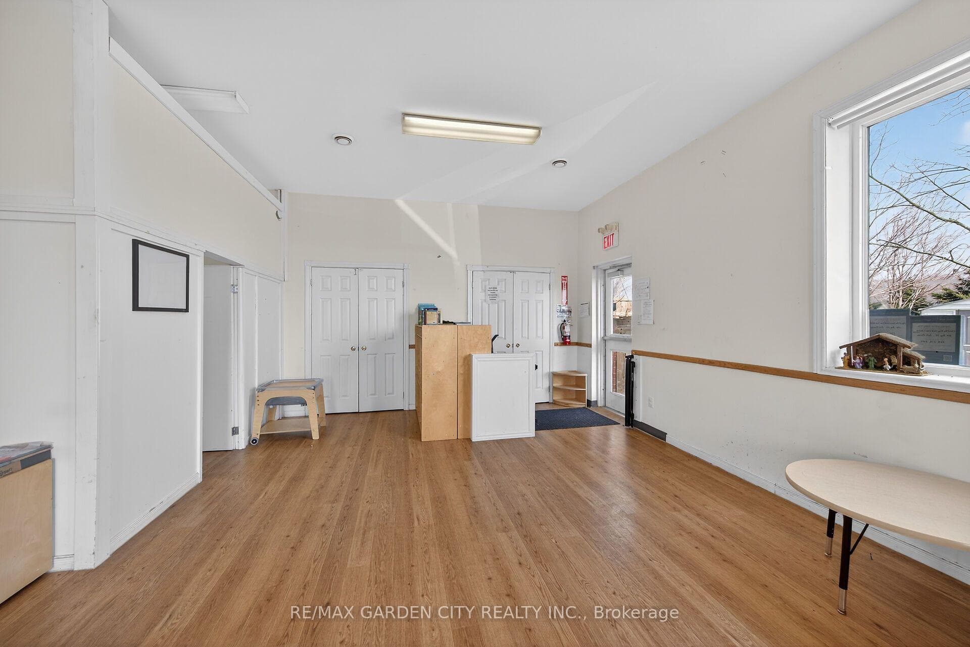 1140 Bay Street photo 28