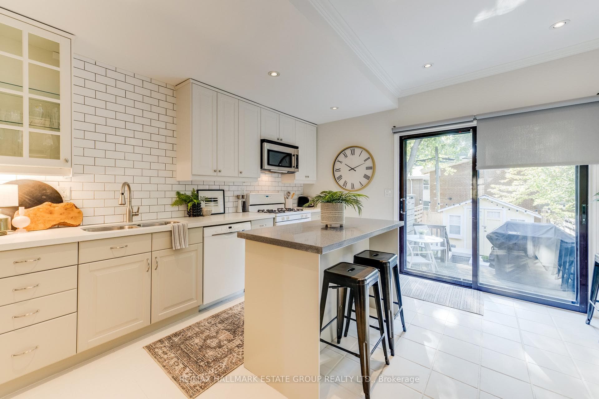 276 Kenilworth Avenue photo 12