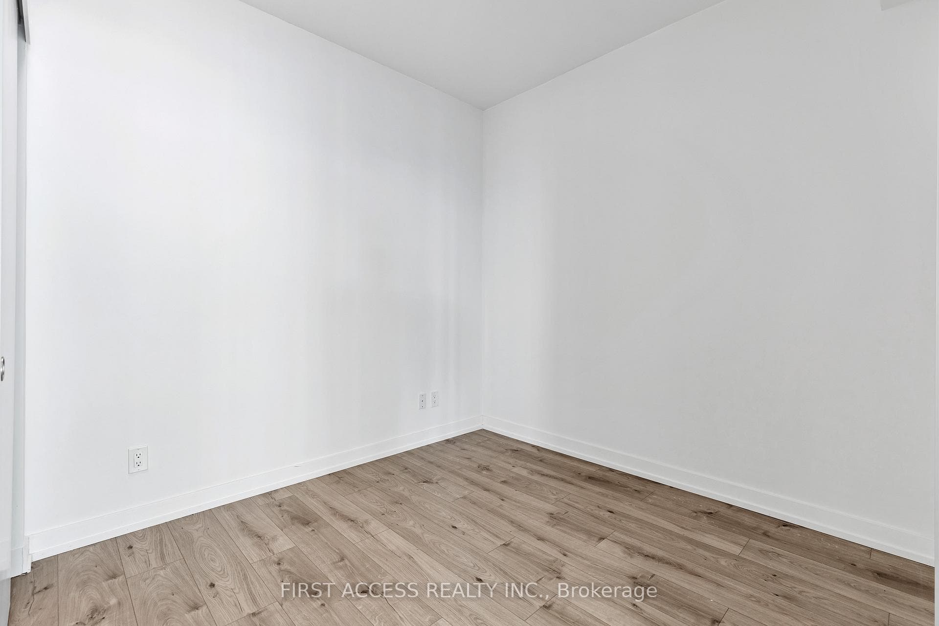 161 Roehampton Avenue Unit 3106 photo 17