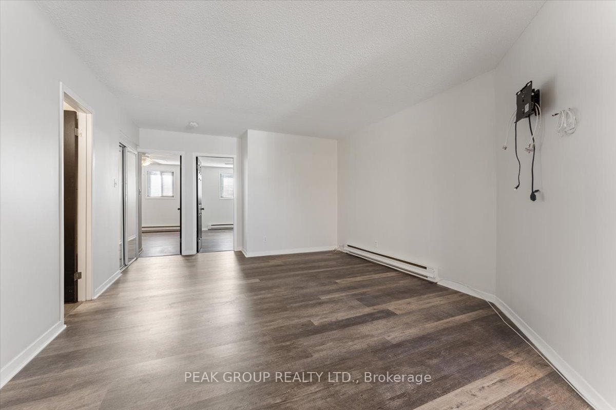 4386 Drummond Road Unit 2 photo 11