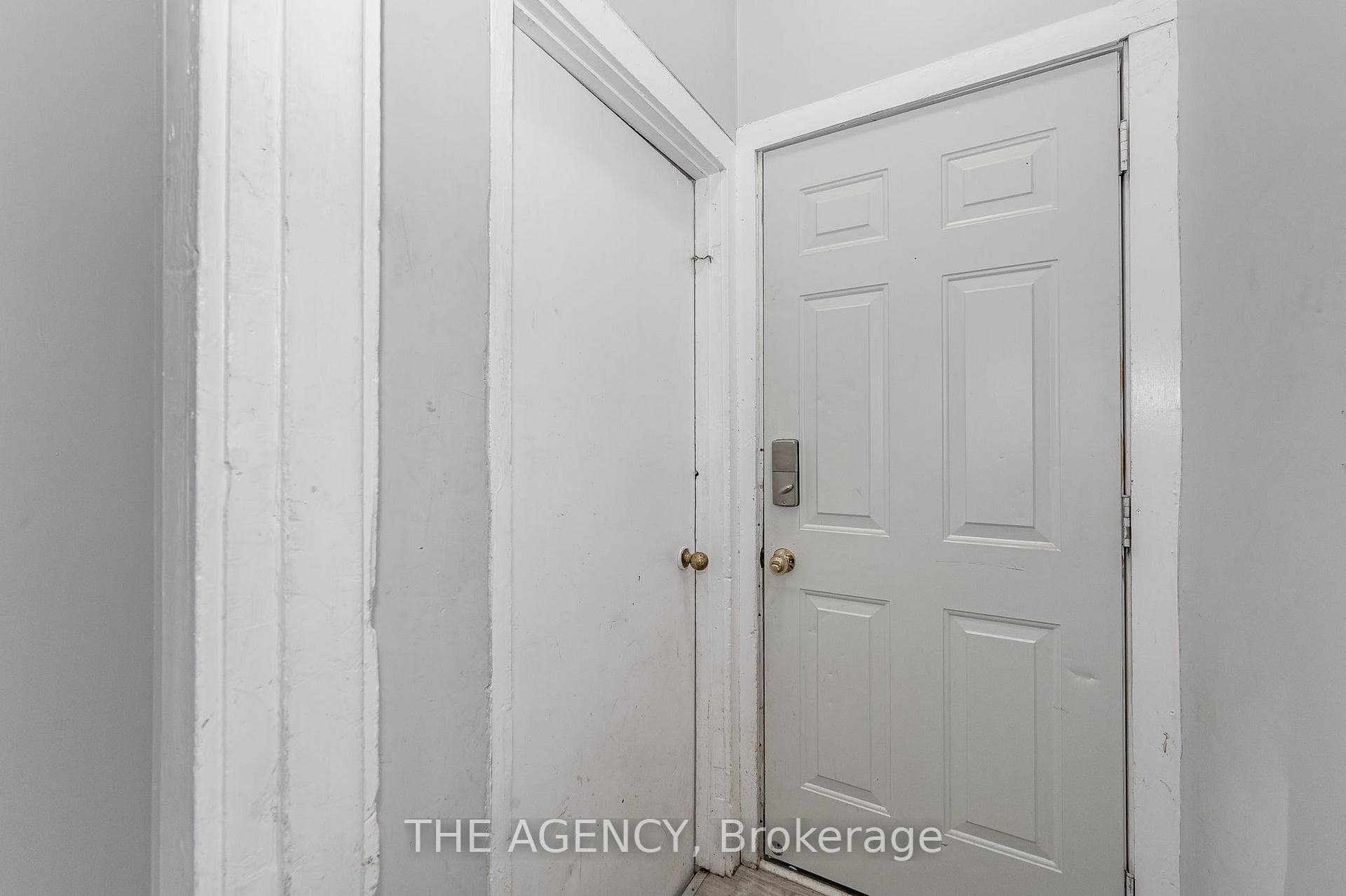244 Gilmore Road photo 9