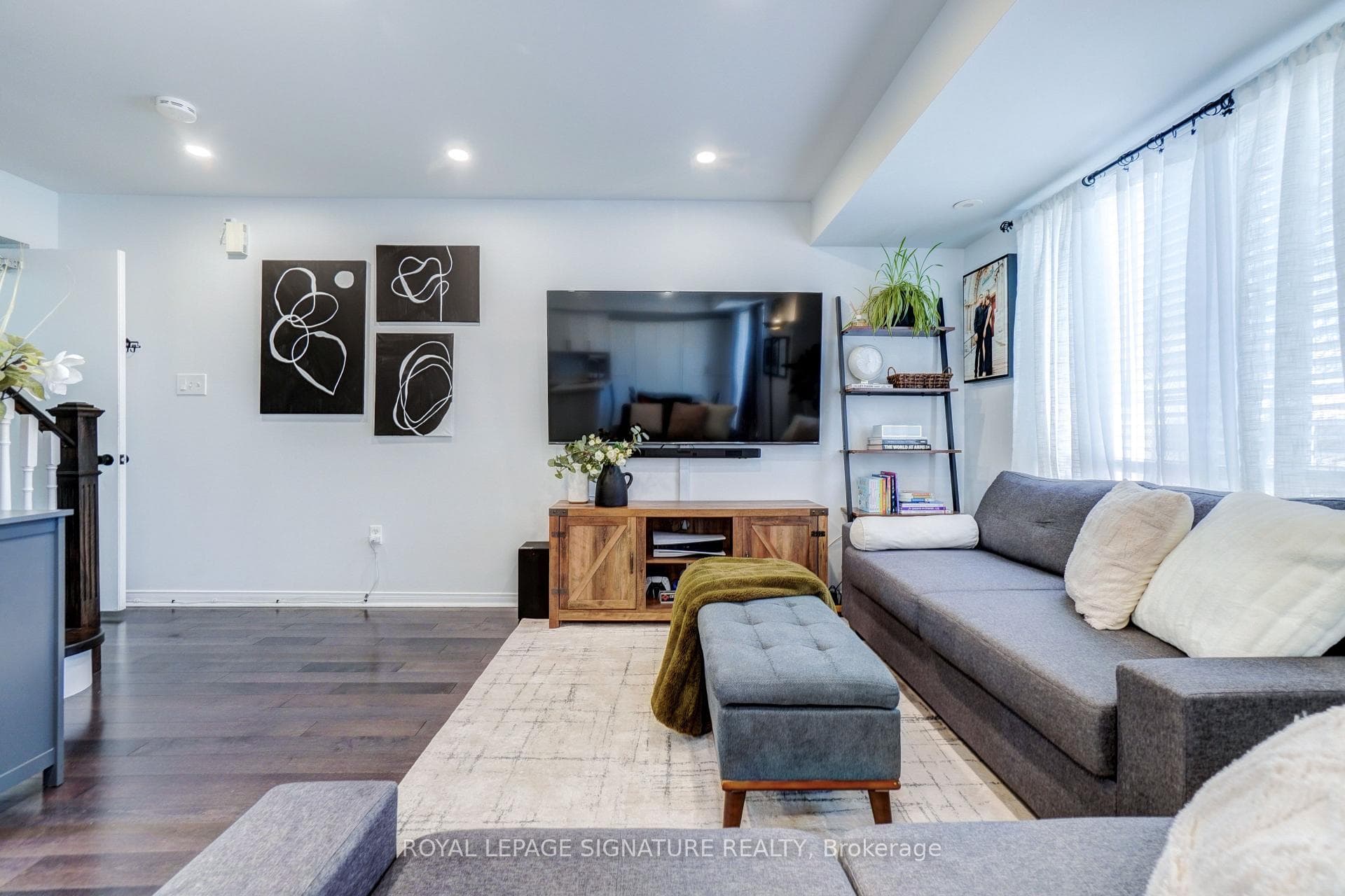 200 McLevin Avenue Unit 35 photo 9