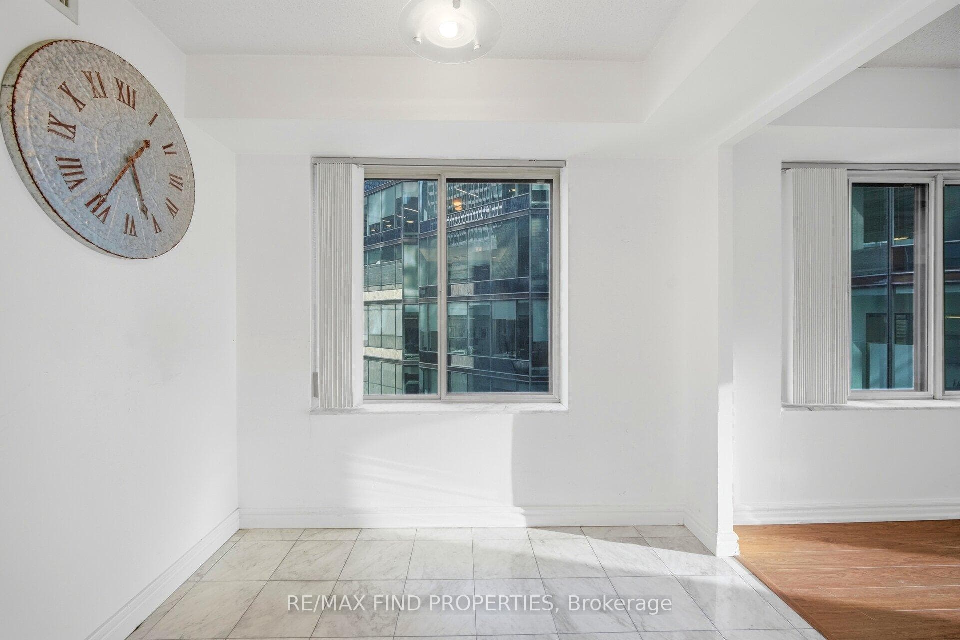 33 University Avenue Unit 1203 photo 12