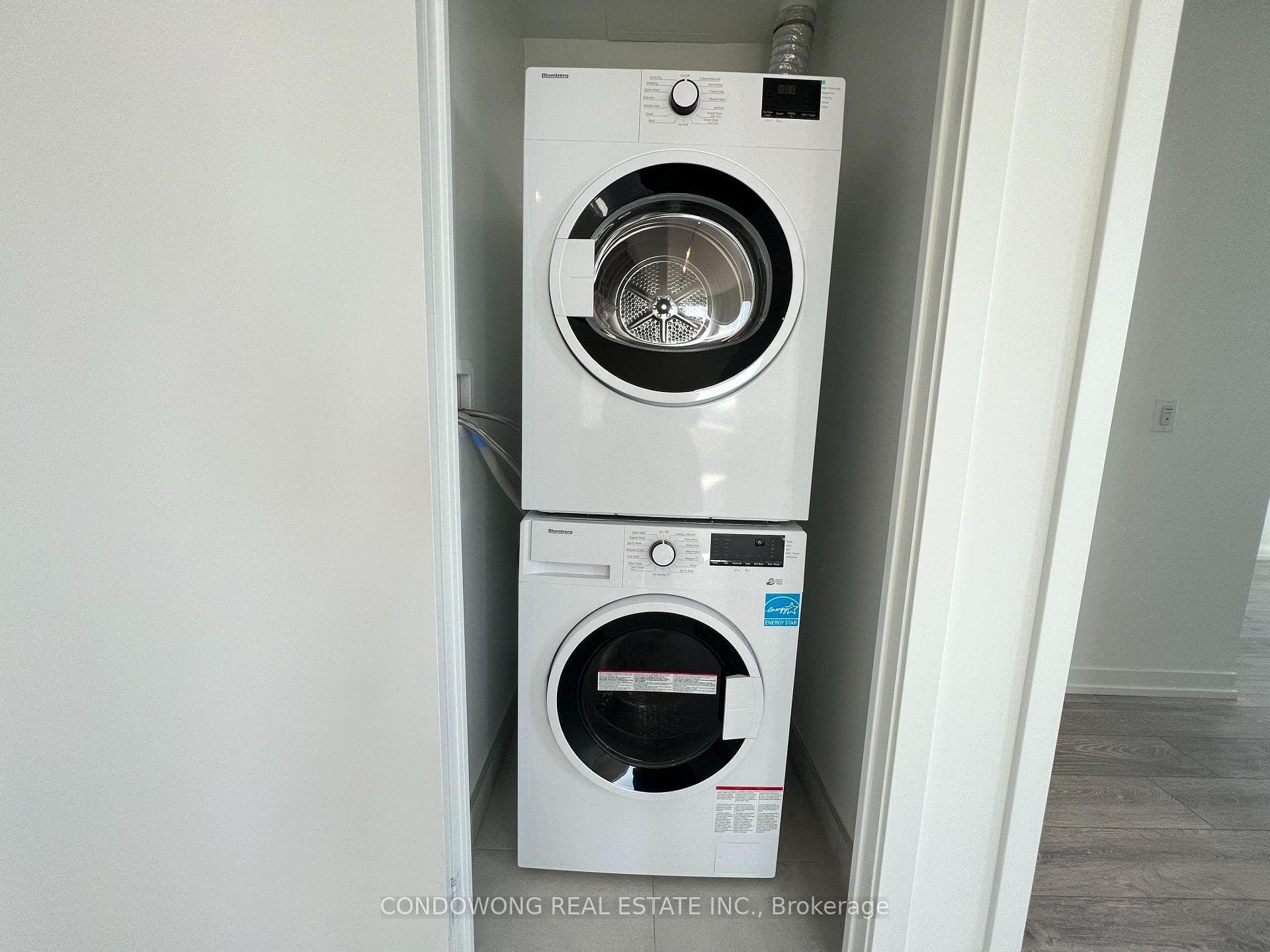 2020 Bathurst Street Unit 1205 photo 17