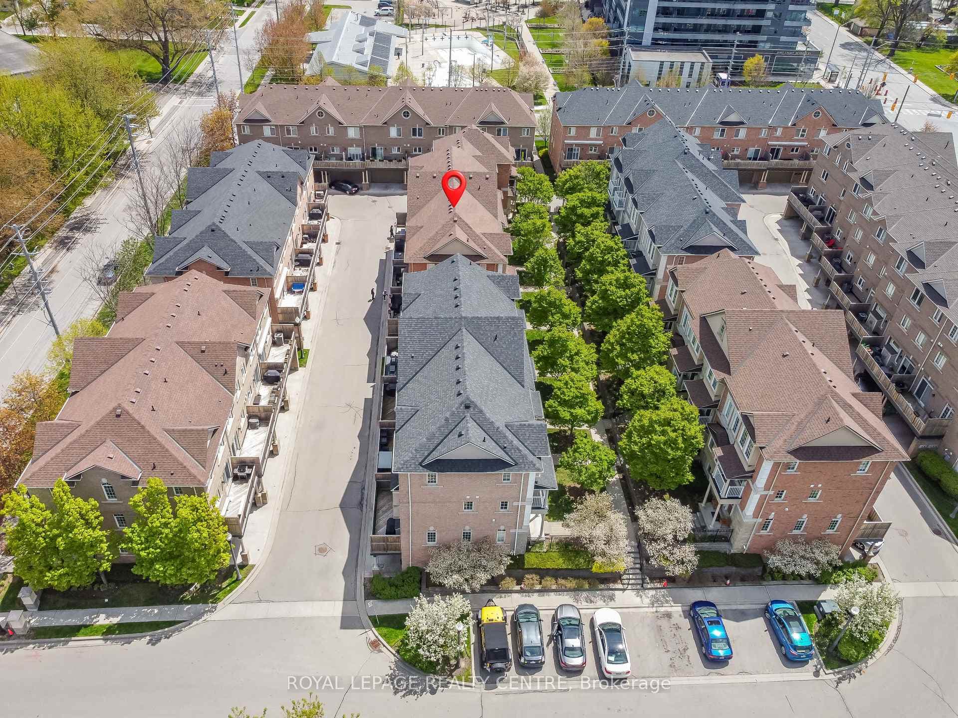 60 Rosewood Avenue Unit 210 photo 32