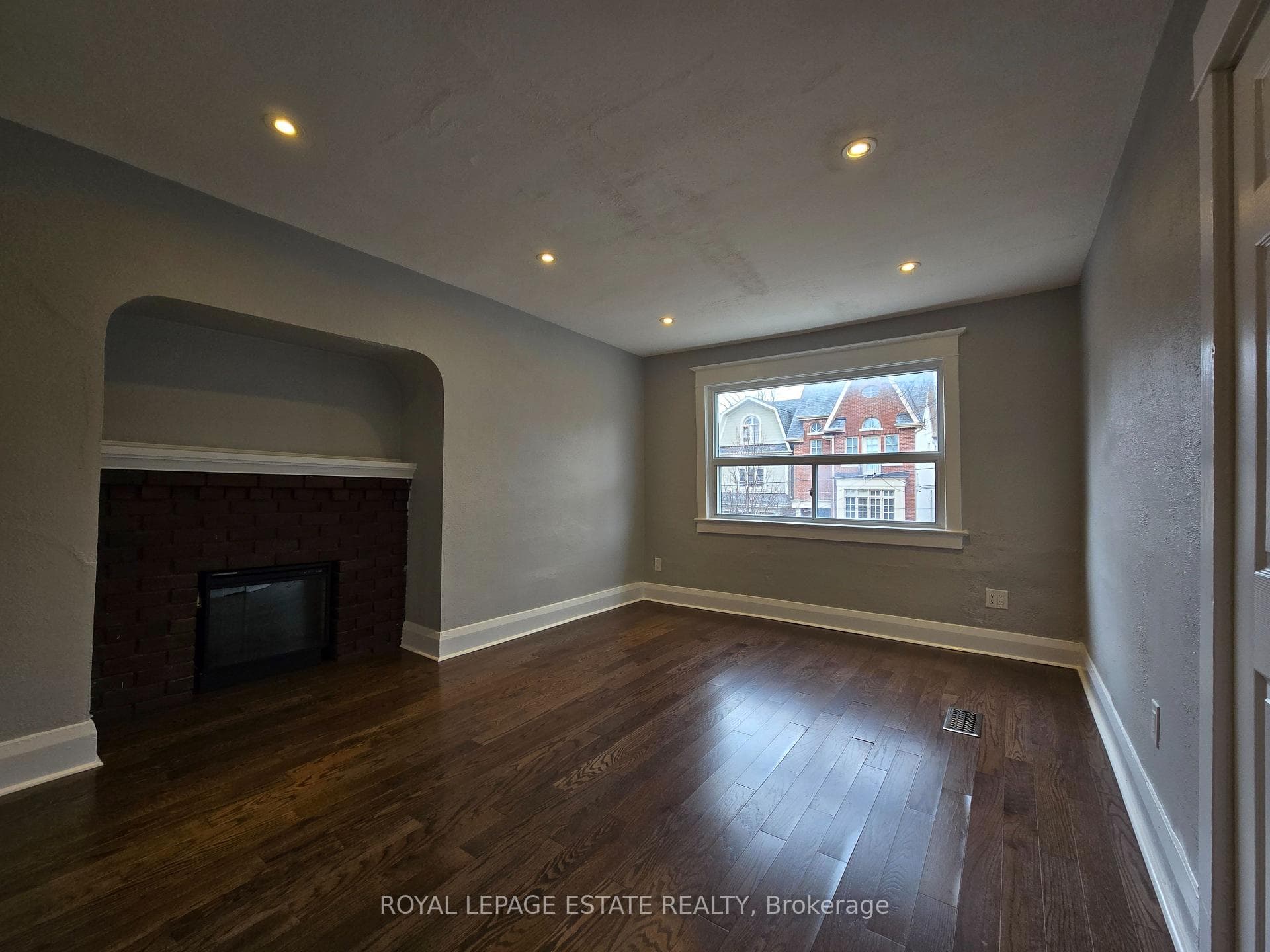 Electric Fireplace