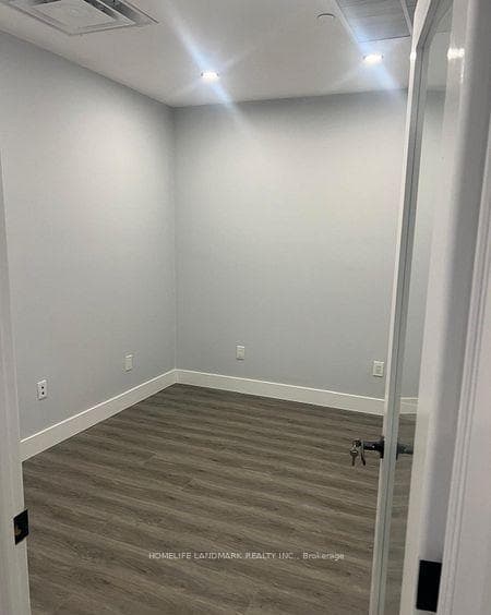 200 Tiffield Road Unit 101 - 2nd Flr photo 8