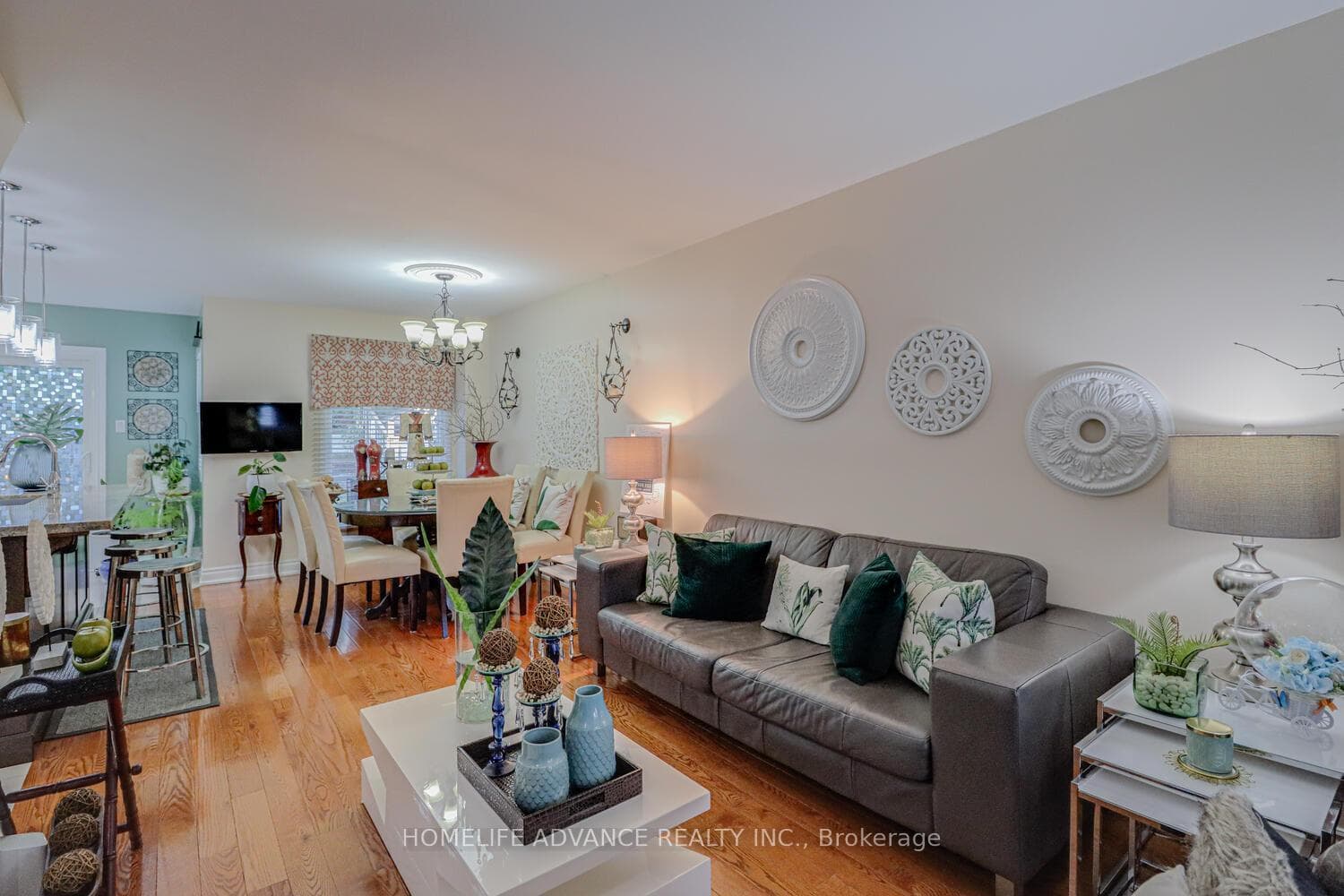 30 Augusta Court photo 18