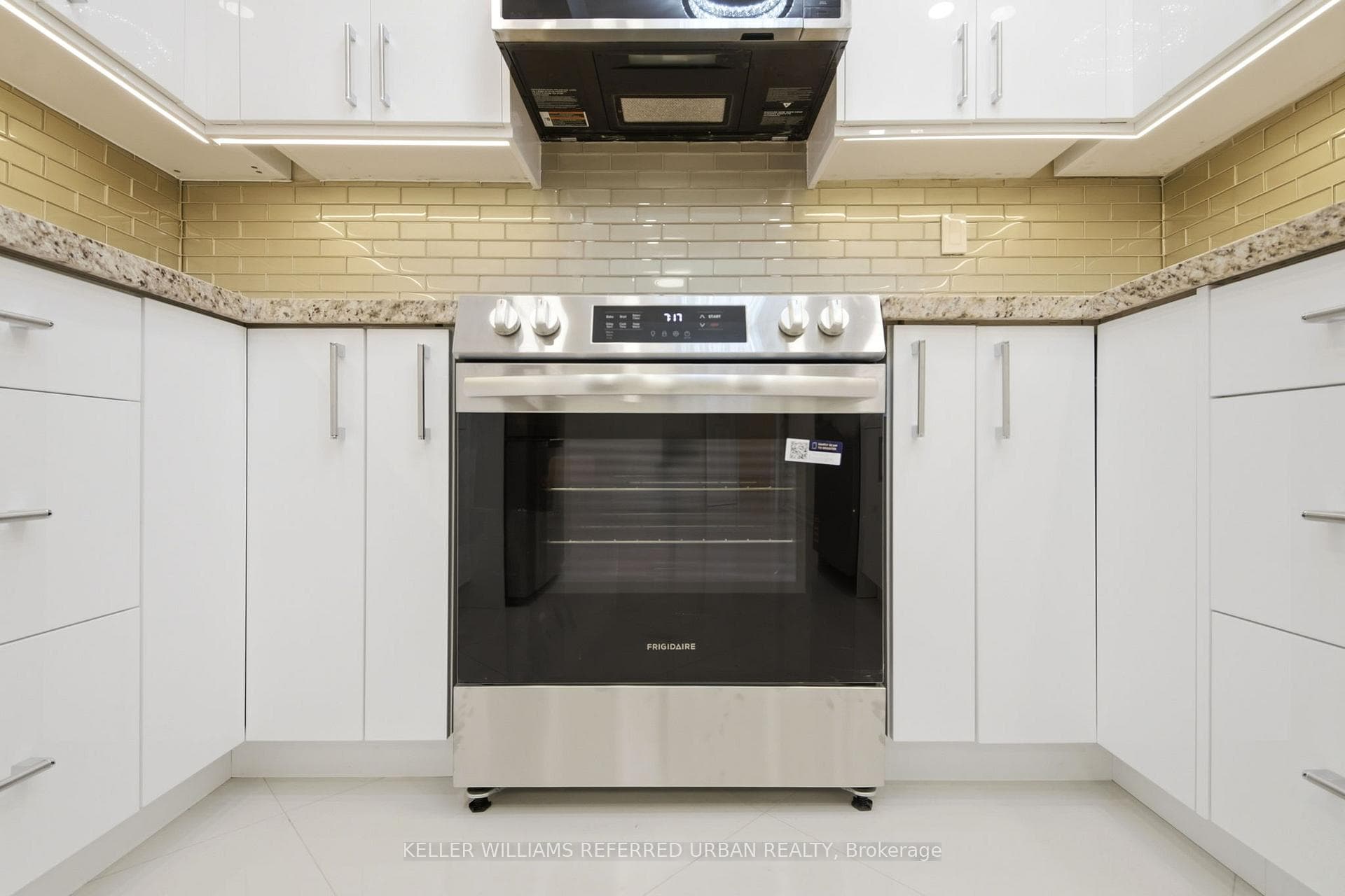 5444 Yonge Street Unit 501 photo 10