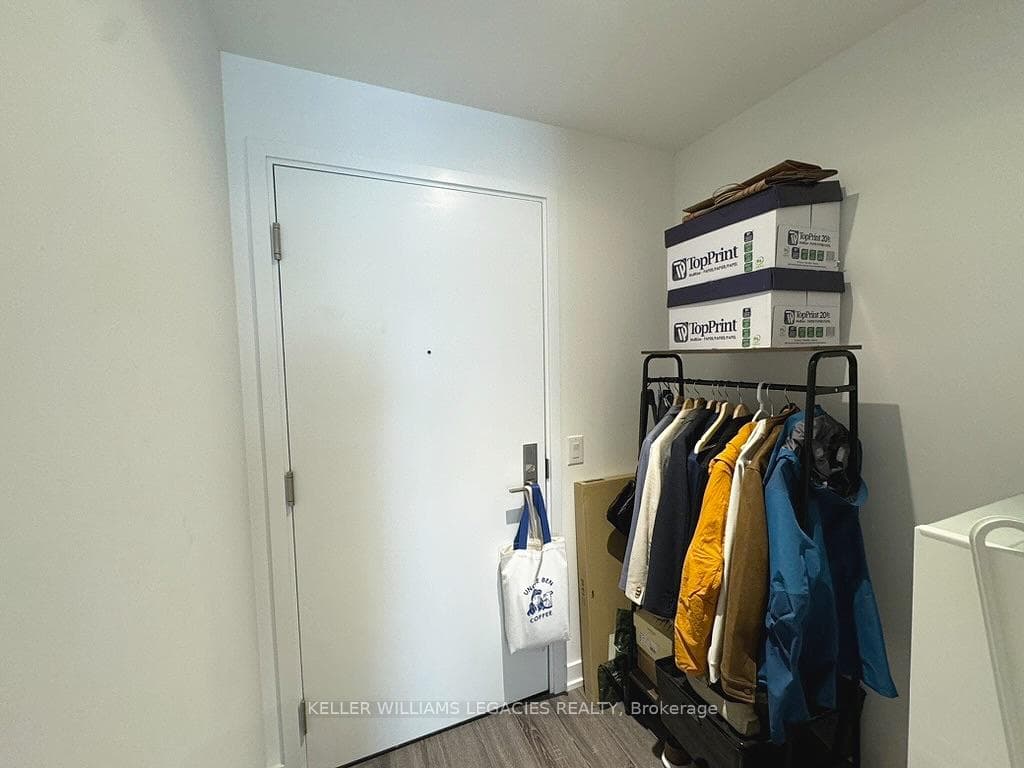 20 Edward Street Unit 2422 photo 10
