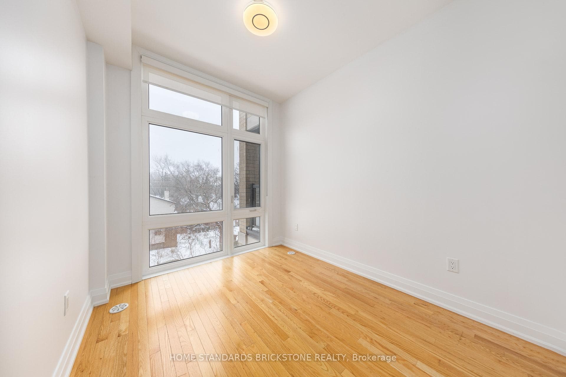 11 Eldora Avenue Unit 10 photo 20