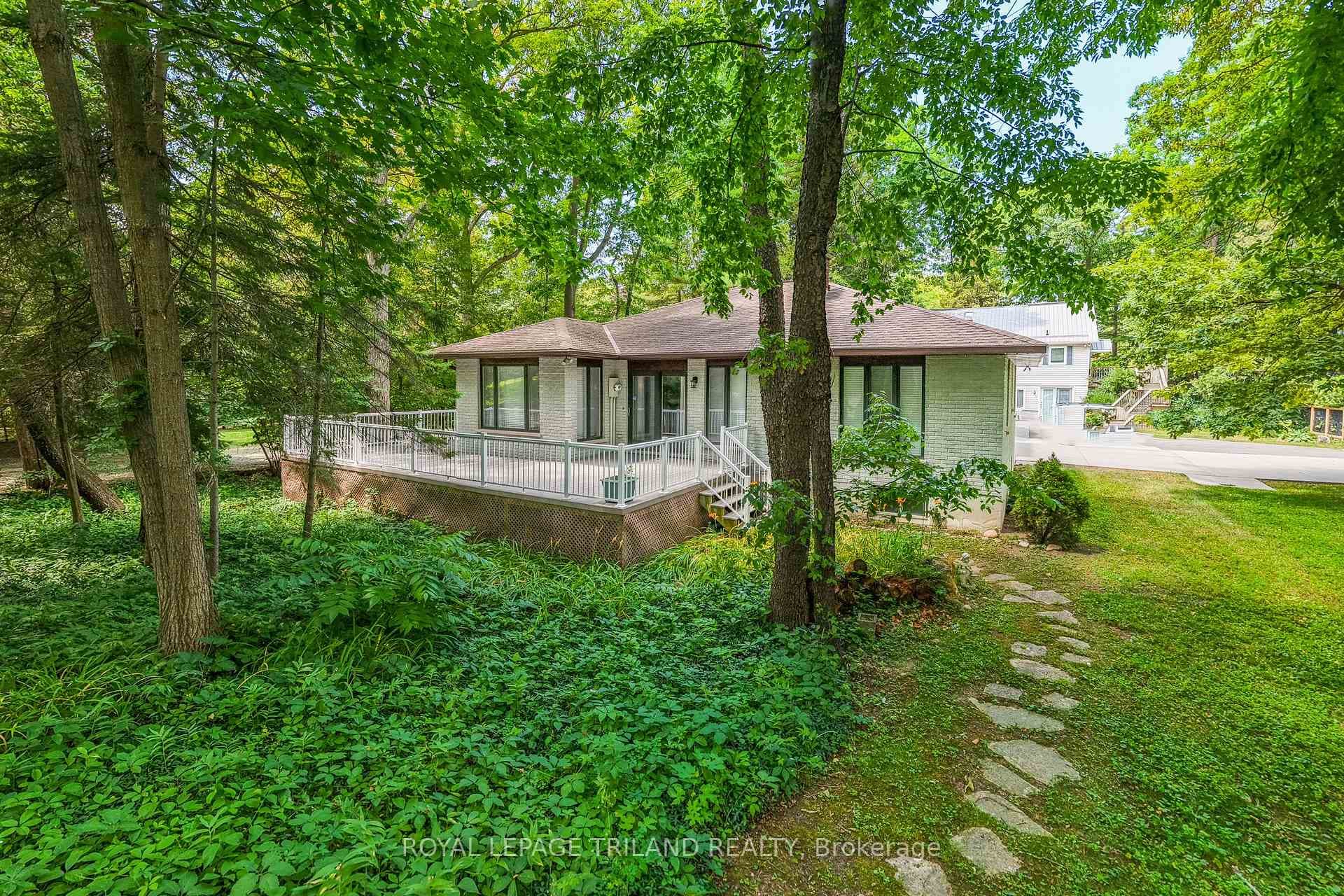 Let's head inside & check out this sweet bungalow