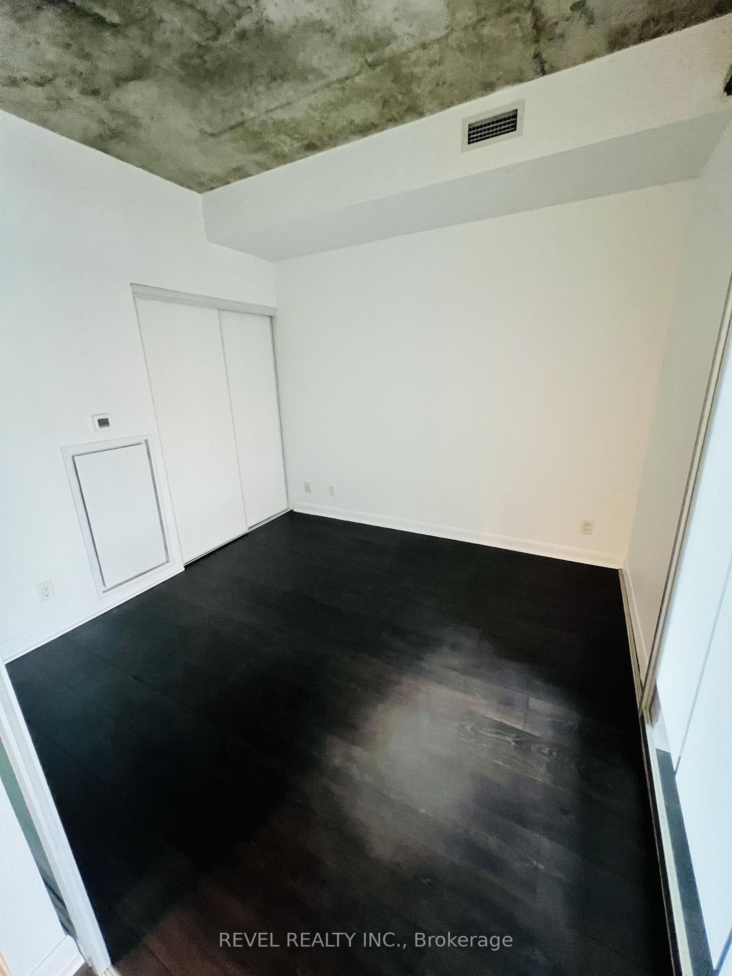 478 King Street Unit 404 photo 8